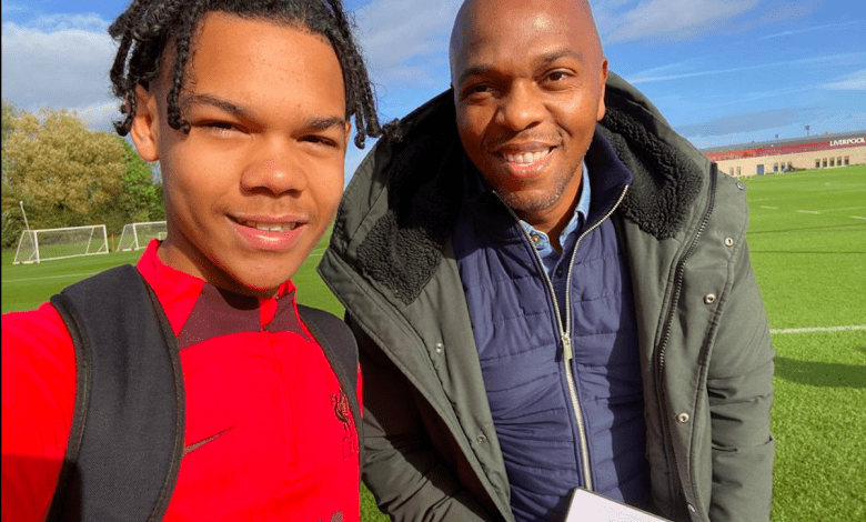 Shelton has detailed how Manchester United legend Quinton Fortune helped him